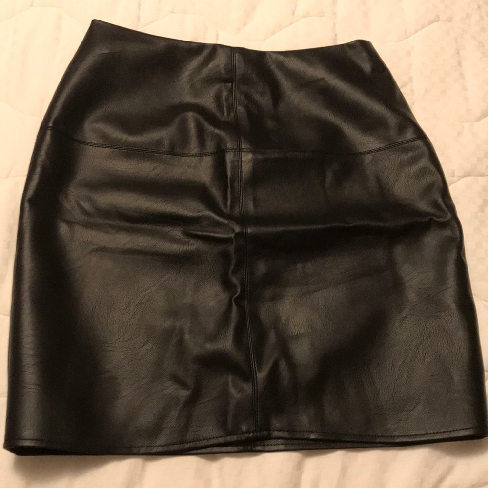 Leather skirt